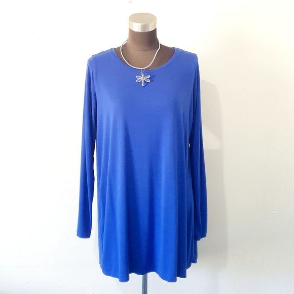Ava Couture Tunic - Picture 1 of 7